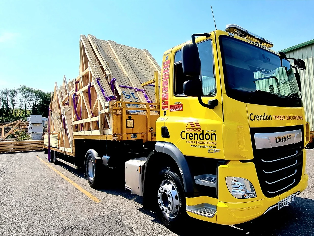 Roof trusses on back of lorry